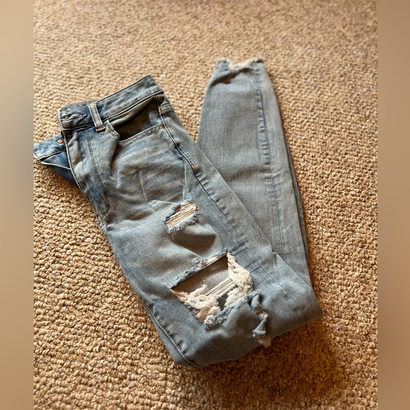 Ripped jeans - Picture 2 of 2